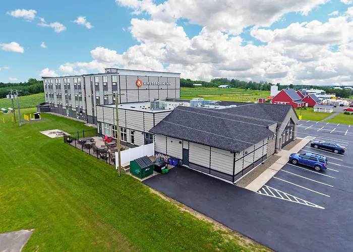 Amsterdam Inn & Suites, An Ascend Collection Hotel
